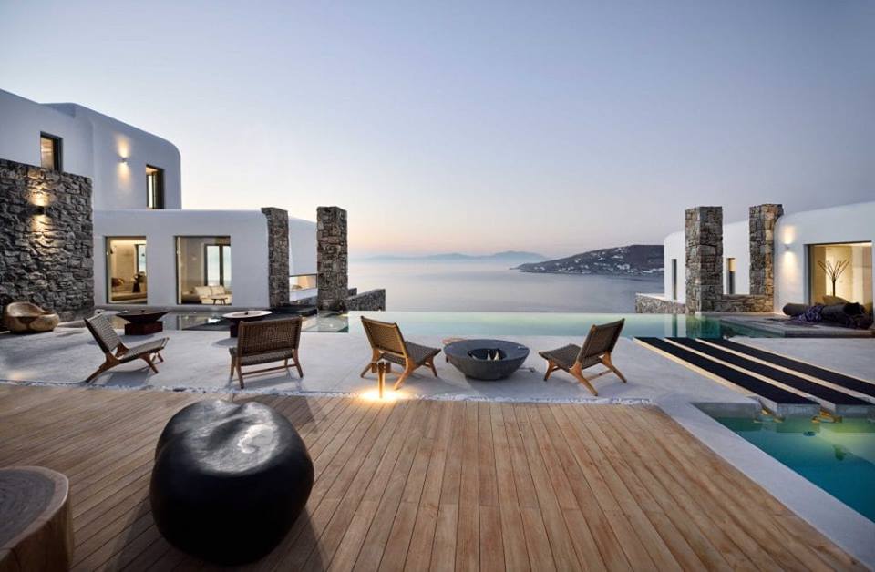 Planning to visit Mykonos? Grab your dose of hedonism and book a luxurious villa! Select one of our villas from the 32 different locations in Mykonos, and let the magic begin!
theacevip.com/mykonos-luxury…
#Mykonos #Villa #Luxury #LuxuryTravel #Concierge #Service #VIP #Greece #Legends