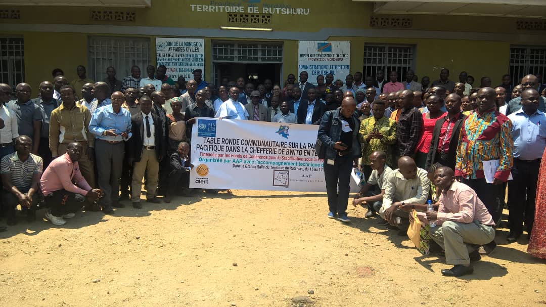 InternationalAlert DRC (@intalertdrc) on Twitter photo Table ronde communautaire sur la #paix et la #cohabitationpacifique dan la chefferie de #bwito #rutshuru #RDcongo <a href="/intalert/">International Alert</a> <a href="/intalert_Rwanda/">International Alert Rwanda</a> <a href="/intalertmassimo/">Massimo Fusato</a> @Banu_Altunbas Table ronde communautaire sur la #paix et la #cohabitationpacifique dan la chefferie de #bwito #rutshuru #RDcongo <a href="/intalert/">International Alert</a> <a href="/intalert_Rwanda/">International Alert Rwanda</a> <a href="/intalertmassimo/">Massimo Fusato</a> @Banu_Altunbas