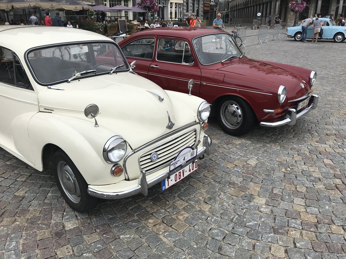 Maneblusser Classic Tour was weer top. Mooie juweeltjes bij. Samen met organisator Werner Pessendorffer en zijn team de prijzen uitgereikt. <a href="/StadMechelen/">Stad Mechelen</a> 
#2800love #makhcc