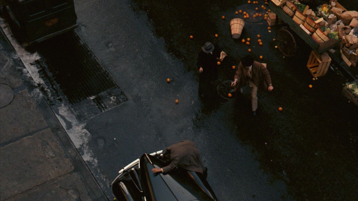 OnePerfectShot's tweet photo. THE GODFATHER (1972) 

DP: Gordon Willis 
Director: Francis Ford Coppola 
More Shots: https://t.co/zWF7KPb2YT https://t.co/DQOM3IqStb