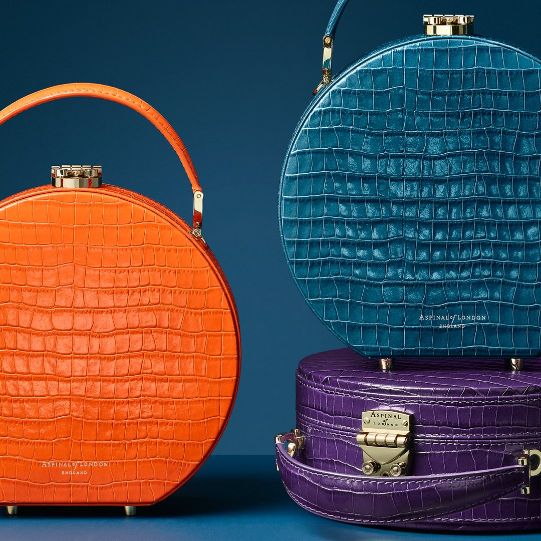 Aspinal of London on George St #Edinburgh have a fantastic prize to giveaway to celebrate the launch of their new #AW18 collection. Win 2 exclusive tickets to Aspinal of London Presentation at <a href="/LondonFashionWk/">London Fashion Week</a> + a bag &amp; return travel to London. Details→ edinevents.com/event/win-two-…