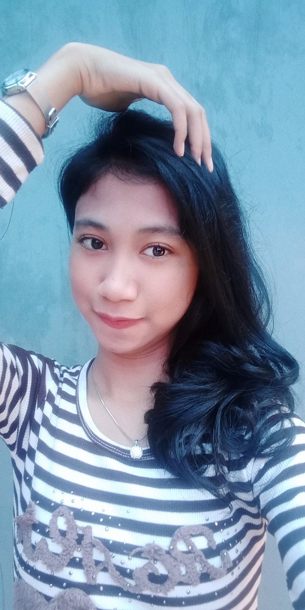 dellarahmasari2's tweet photo. 👅 https://t.co/CBgr9wjoNz