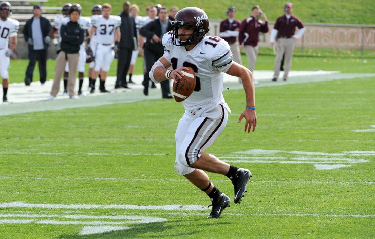 gate6912's tweet image. 16 days until @ColgateFB kicks off their campaign for a 10th Pat. League Title! Do your part and join the Maroon Council! #TeamColgate #ColgateEntry colgate.edu/alumni/giving-…