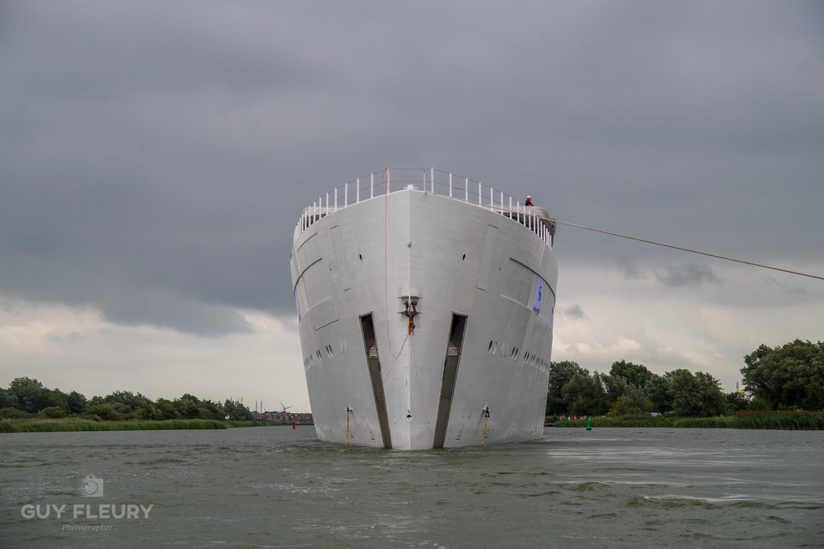Dutchyachting's tweet photo. We already show you the photos of #Feadship’s 99.5m/ 326'5" #Project1008 which was launched at #Shipyard #Slob in #Papendrecht last Monday. Guy headed to #Makkum to take these photos from the water yesterday. Photos by Guy Fleury Photography. https://t.co/K6Nj8Doprt