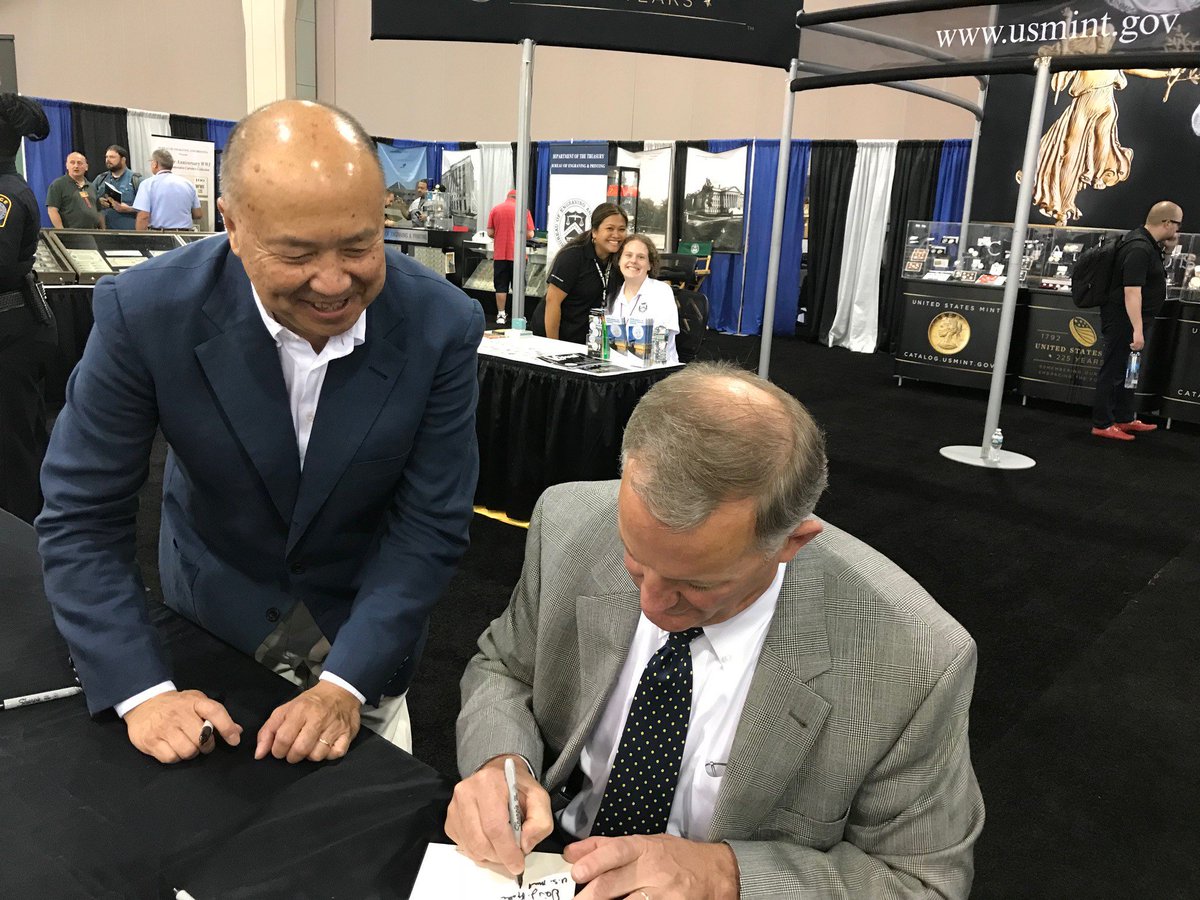 usmint's tweet photo. Looked who stopped by #Booth218 @ANACoins World's Fair of Money—the 34th U.S. Mint Director @EdmundCMoy! It's not every day that directors #34, #38 and #39 are in the same place. Talk about a wealth of #numismatic knowledge! #Philly https://t.co/29b6ZhLva6