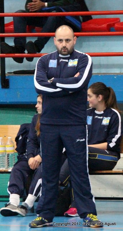 BM_Vetusta's tweet photo. 📢 NOTICIA:

!!Ya podemos hacer oficial el acuerdo alcanzado con @pablojuan80¡¡

Entrenador de dilatada experiencia que se hará cargo del primer equipo del Club @BM_Vetusta durante la temporada 2018/19. https://t.co/BYH2EgKeAE