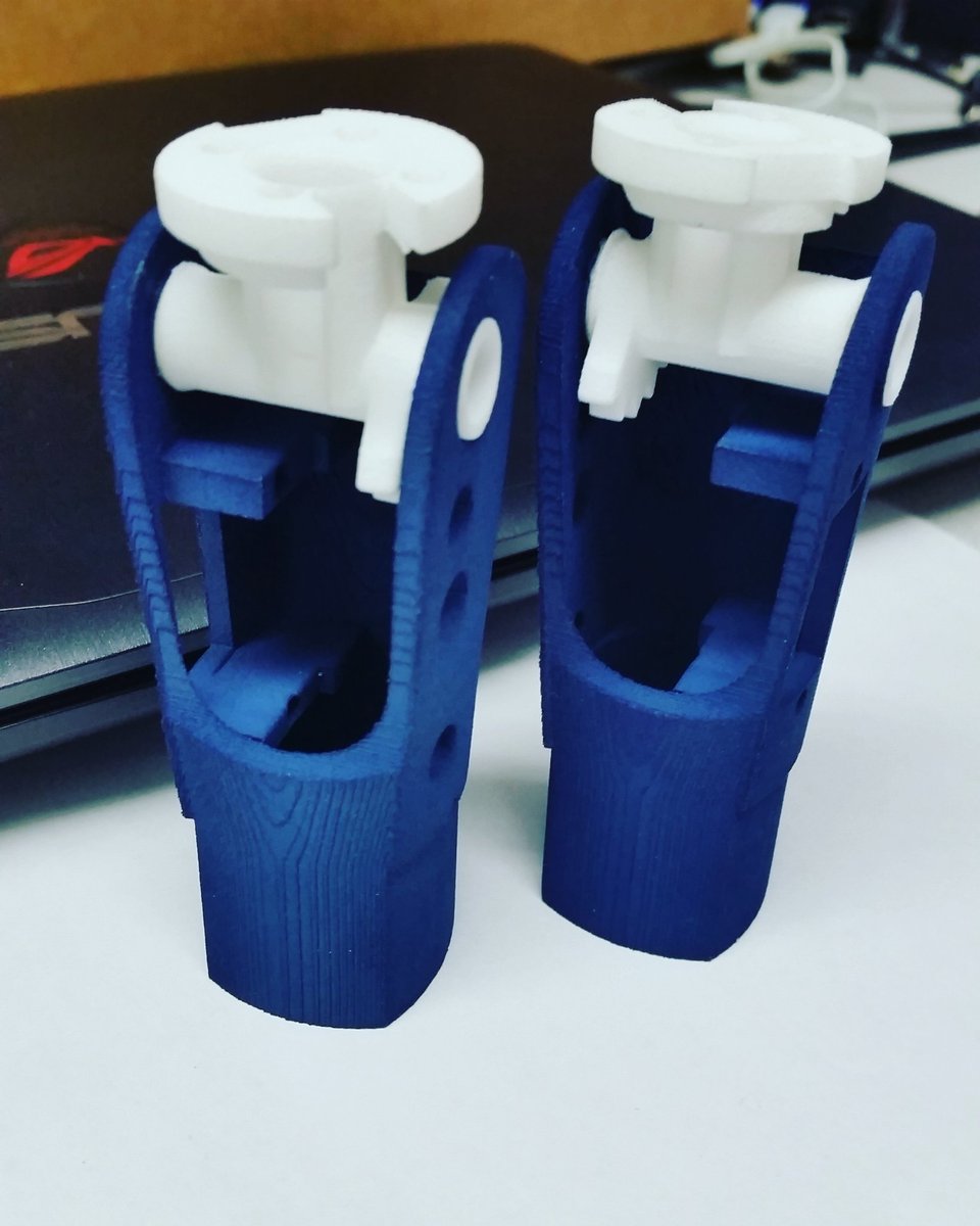 AerohawkTech's tweet image. New parts came in for out #tailsitter! 

#3dprinting #jawstec #nylon #tilt #vtol