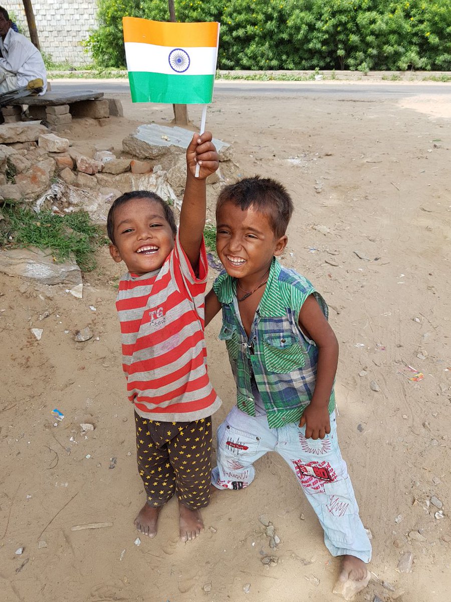 rha_india's tweet photo. All smiles for #MissionMillion2018! 💚

#HungerFreeIndia #RHA #Jaipur https://t.co/ZcAW5QYFPX