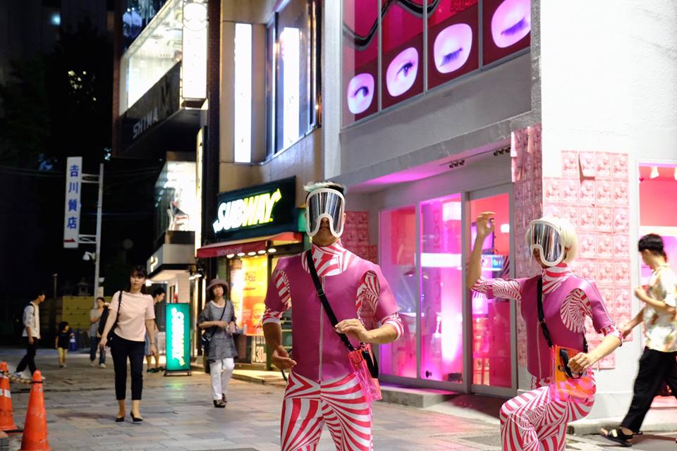 tokyomax's tweet photo. #femm_dollhouse 2Fで行われるFEMMのパフォーマンスの映像(ボディマッピング部分)はVRDG+H、��ャネルでもお馴染みKezzardrixが担当しました。スケジュール確認ください。ぜひイベント前にご覧ください。 #panasonic #avc #pojectionmapping #touchdesigner https://t.co/ZsaaHzZofJ