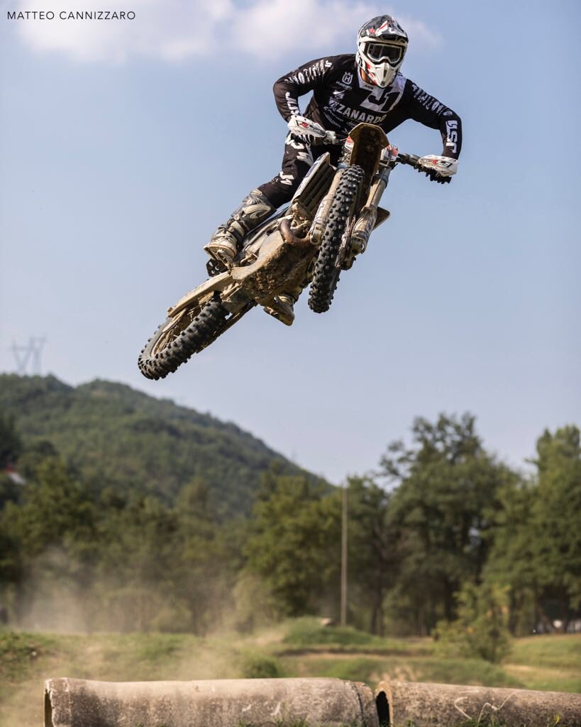 Love that Supercross feeling riding my SuperEnduroCross track at #SalviniLand !😍🔝