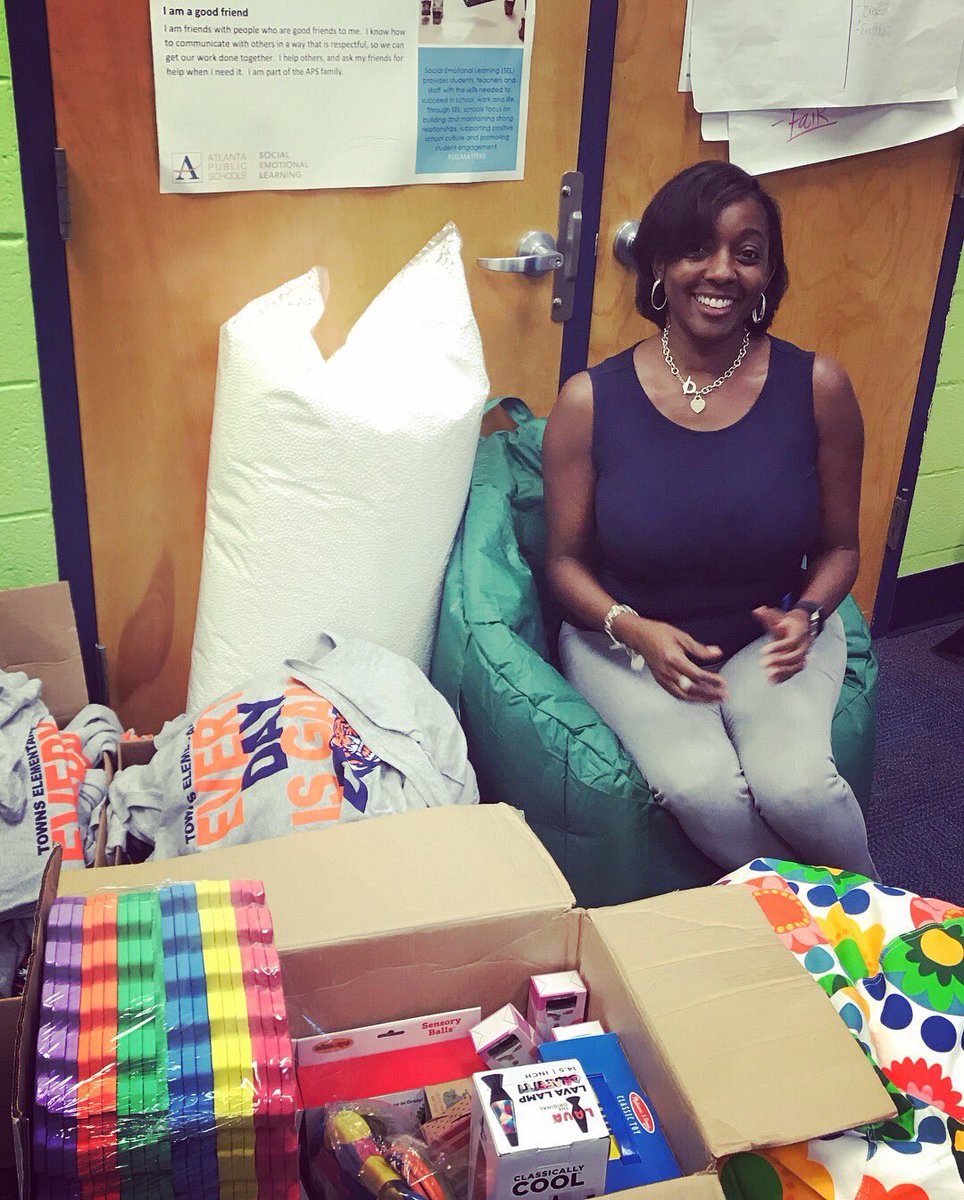 IAMTOverton's tweet photo. Shout out to the @RCFATL community partner, Fulton DeKalb Hospital Authority for providing items for Towns Elementary and Usher Collier Elementary’s sensory rooms yesterday. We truly appreciate you 👊🏾 #YesTowns #YesUsher #APS #APSPartnerships #FDHA #RCF #Douglass https://t.co/UKpp5zf6CM
