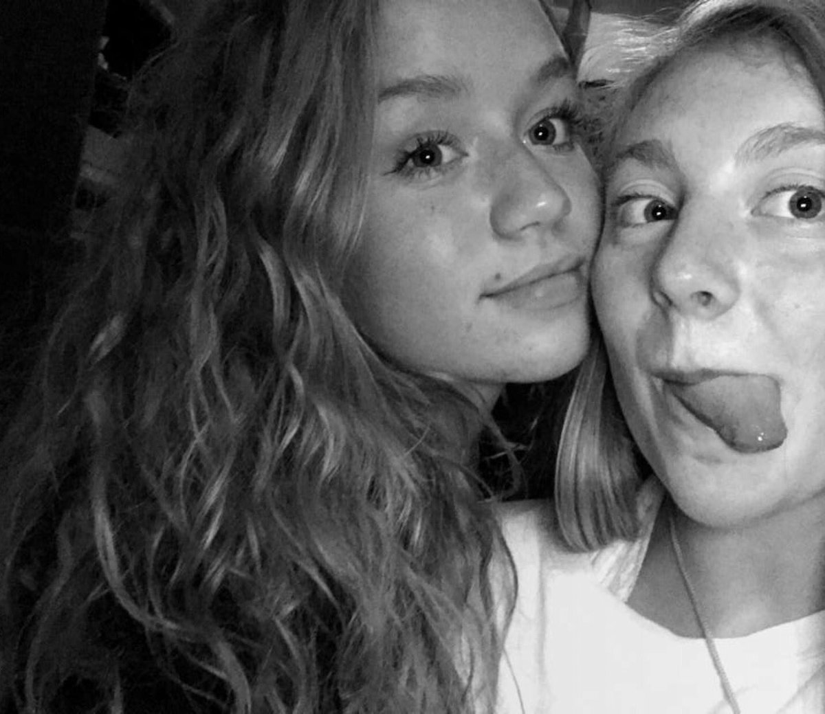 IrelynHowell's tweet photo. happy birthday to my reese i love you and can’t wait to see you kill it being a duke💜💛💜💛 @ClaireShiflet https://t.co/nSsZerXka1