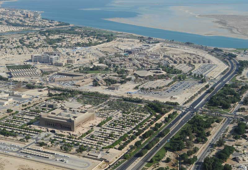 buildingmena's tweet photo. A two-year contract renewal has been awarded to Jacobs Zate, a subsidiary of US giant Jacobs Engineering, for work on a petrochemical plant in Jubail Industrial City 2, Saudi Arabia. Full article here:https://t.co/HuLcka9dqc
#Engineering #ConstructionManagement #BuildingMENA https://t.co/25KtdrvL6k