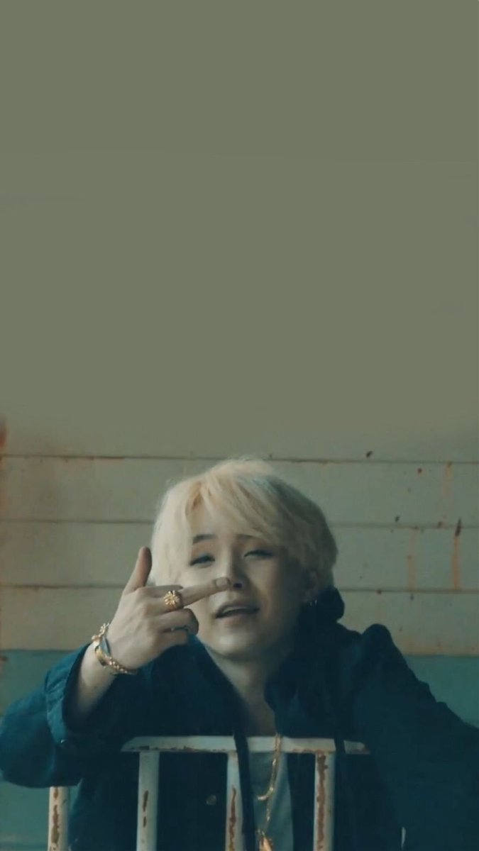 gloss_mooncare's tweet photo. @BTS_twt #2YearsWithAugustD for two years my beautiful bias Min Suga brought out his mixtape Agust D that surprised everyone with his lyrics and me too,I loved it when I heard it and I will continue loving it. Congratulations Suga! pir give it the best as a group that you belong https://t.co/O6dn6V3dqH