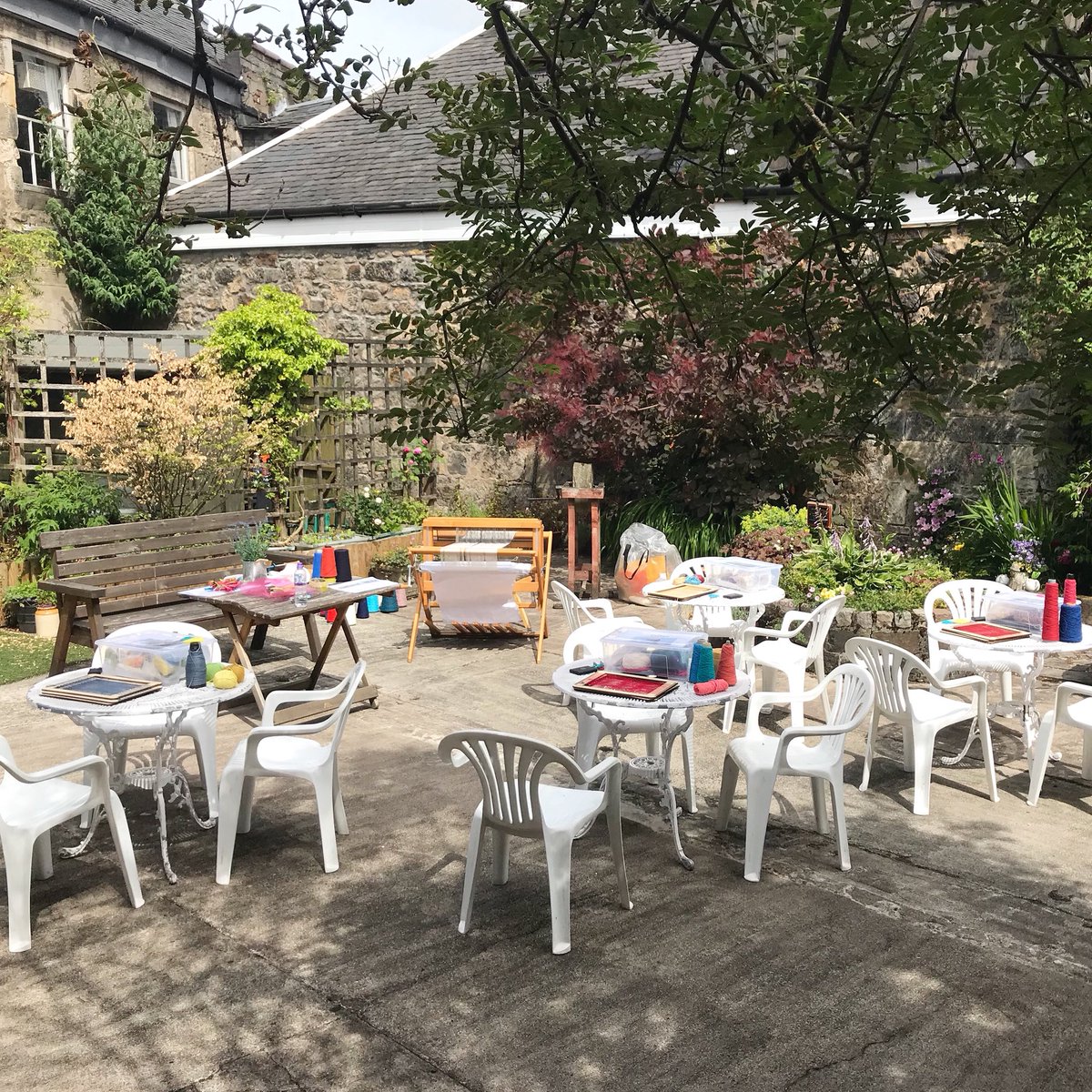 Come join us this Sat 18th August  @smashotcottages for another chance to try #weaving - we’ll be there 1 til 3.30 with a variety of looms, yarns and techniques to try and our #paisley #textiles research to share with you #thcars2 #hlfsupported #paisleyis #paisley #heritage