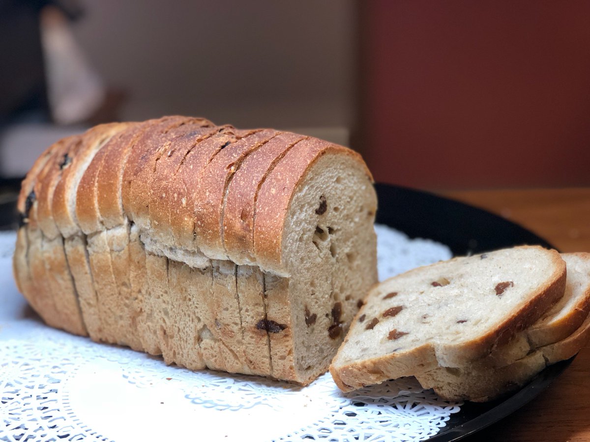 Heidelbergbread's tweet photo. Our Heidelberg Raisin Sunflower bread is great for breakfast as toast or even french toast. Which variety is your breakfast favorite? #HeidelbergBread  #Herkimer #Utica #NaturalFoods #Bread https://t.co/X52XkjScQL