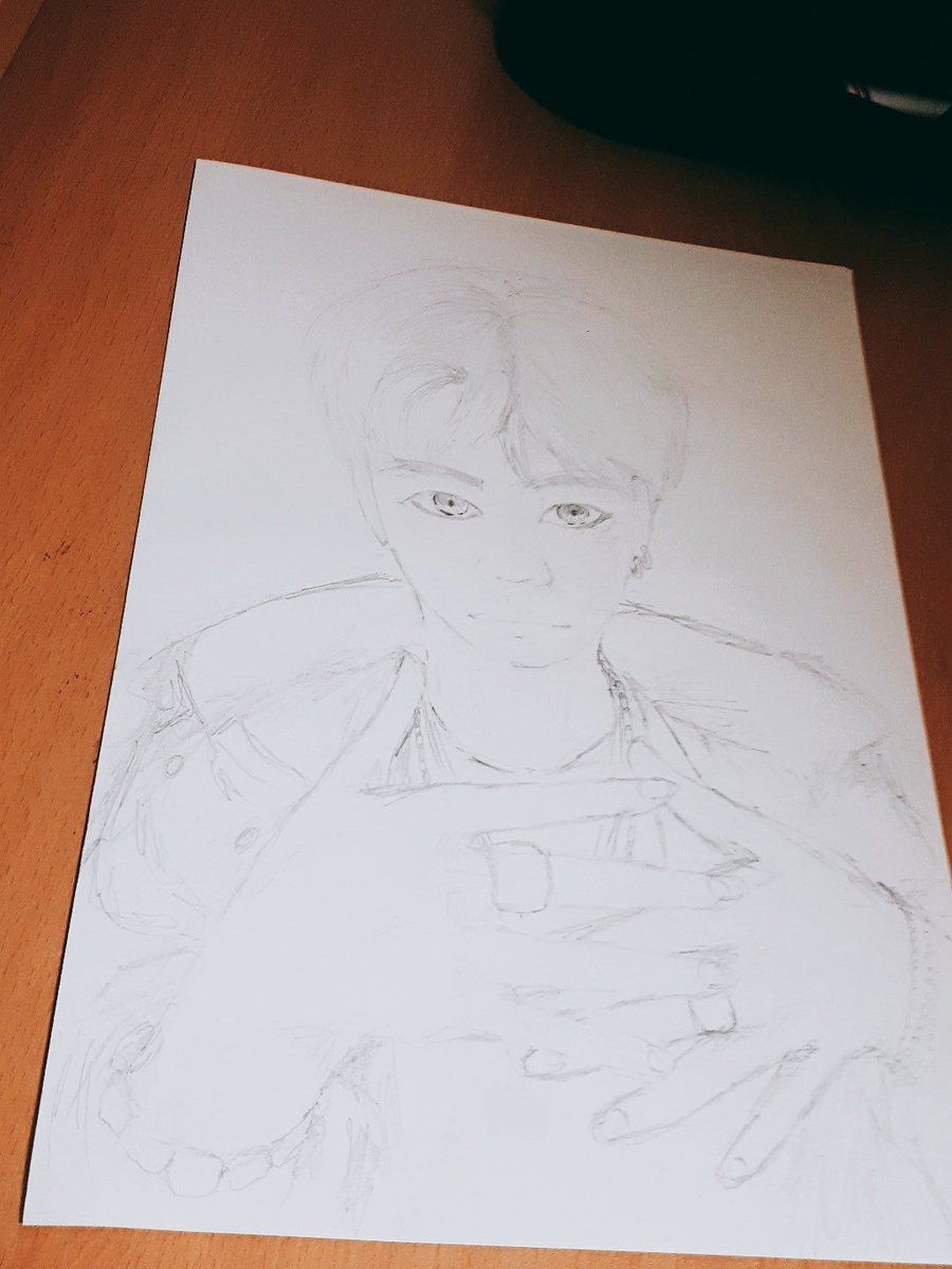_chasong_'s tweet photo. #AgustD_2주년_축하해
#2YearsWithAugustD
#어거스트디믹테2주년짝짝짝
좀 늦었지만 어거스트디 믹스테잎 2주년축하 기념 그림그렸어요!!!!
색칠 좀 이상해서 스케치도 같이 올려요!!!
#iHeartRadioMMVAs #MMVAs #FFGroupBTS @BTS_twt https://t.co/jzizIvh0pa