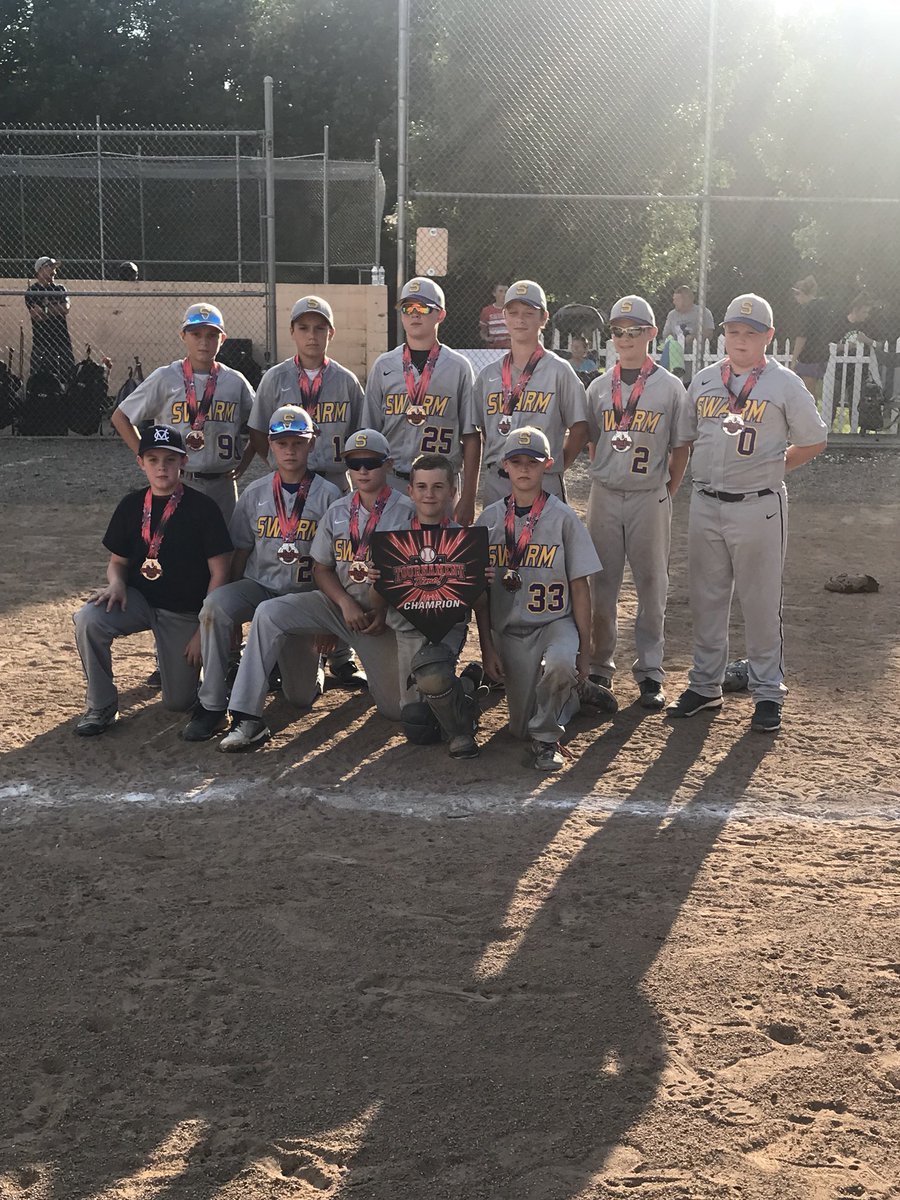 33Mackey's tweet photo. Craziest ball game ever. 26-22 in 8 innings. Force Out Showdown Champions once again. #HailleyStrong #annasarmy #swarmbaseball https://t.co/TyfXiLI3K5
