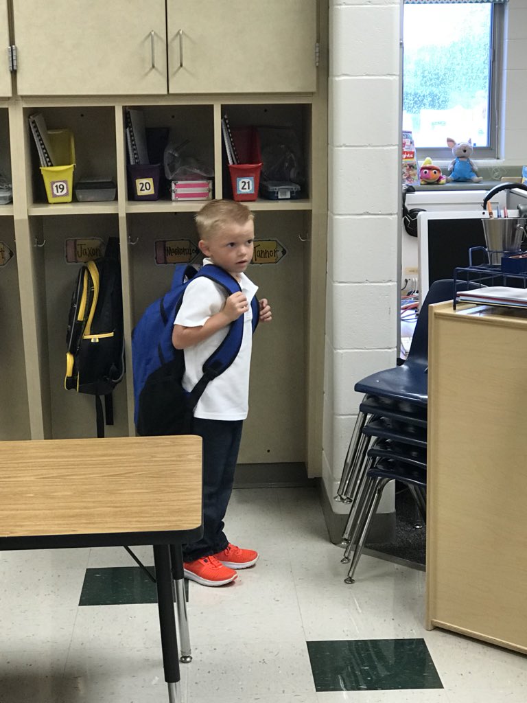 Wade_Tracy's tweet photo. My buddy is off for his first day of Kindergarten, @Cubs backpack and all https://t.co/zuquyGXYwz