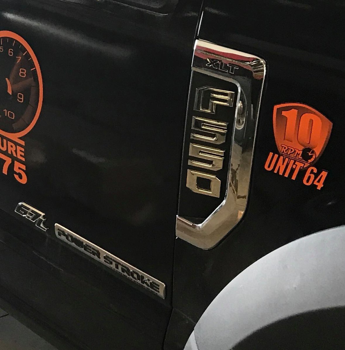 RPMVacSteamPre1's tweet photo. Did you know RPM Vac-Steam-Pressure is Celebrating 10 Years of business?!? Here is a sneak peek of our 10th Anniversary Edition Truck! Stay tuned to our social media pages for the unveiling of UNIT #64! https://t.co/FJBHUh0oMy