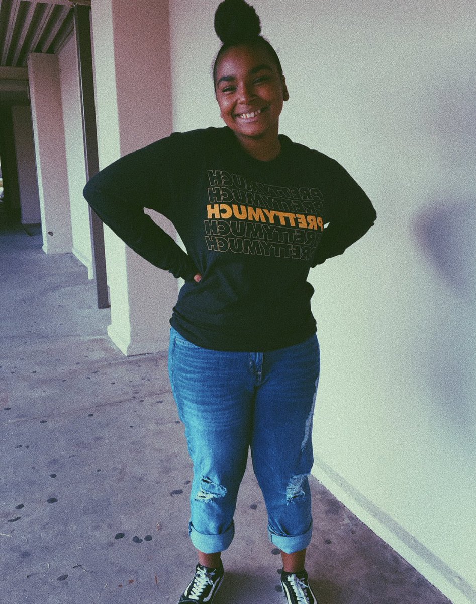 MarisaAllton's tweet photo. My daughter Olivia was so happy to get her @PRETTYMUCH merch in the mail this week! Birthday gift cards well spent! #prettymuch #merch #merchfordays #boybandfamily #kca #california #likemotherlikedaughter #boybands #happybirthday #oliviamarie https://t.co/gu3CySZKqt
