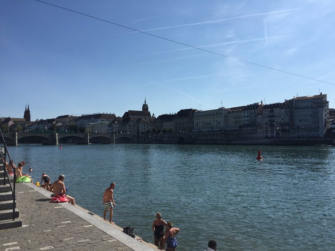 My beautiful model for the weekend, and a beautiful view. https://t.co/ZjNkyXpeBA