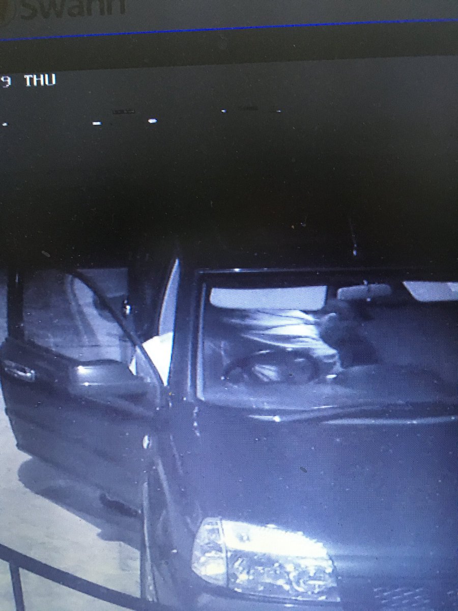 18Savage's tweet photo. More cars been gone through in #longlevens again last night @GlosPolDistrict https://t.co/w5TTn0M1CS