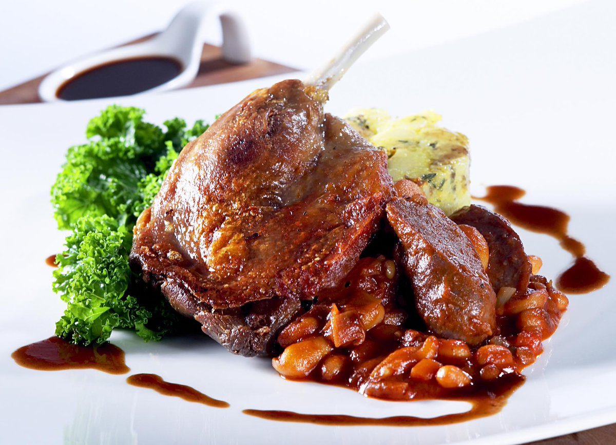 "Your first eat with your eyes." Presentation is key!! #foodie #caterer #oxfordshire #london #events #wedding