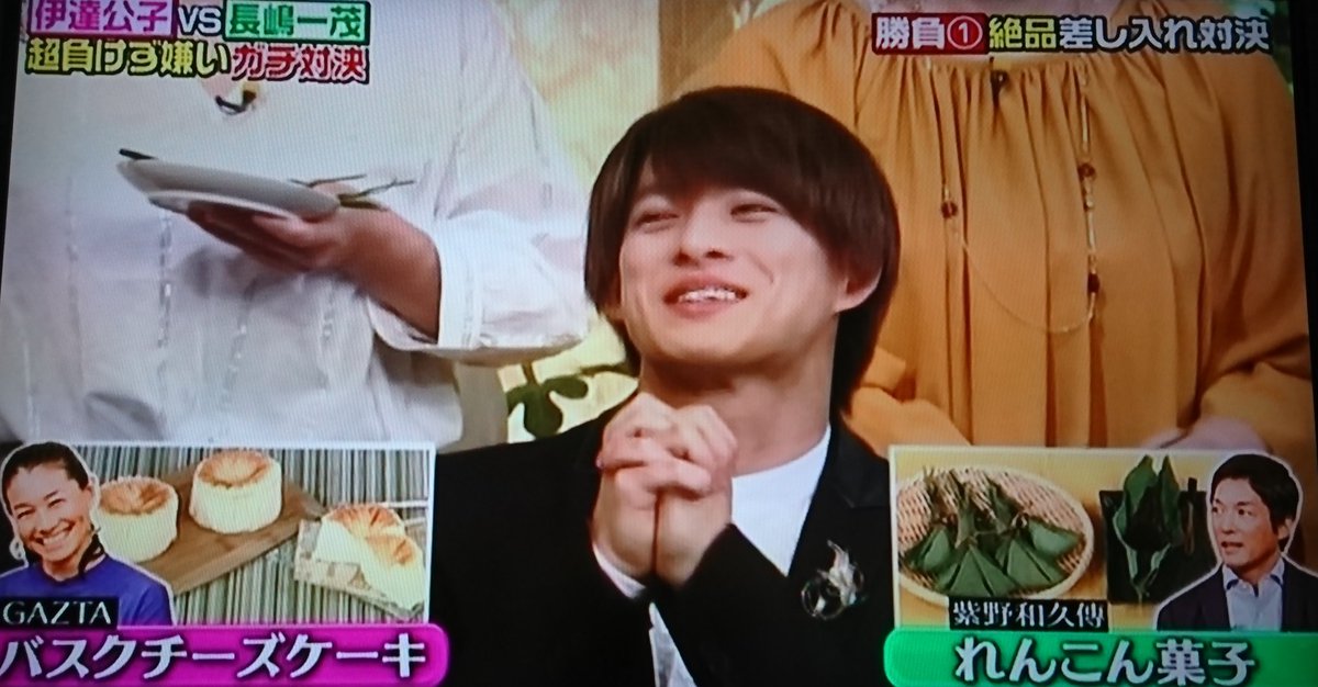 monmon_live's tweet photo. 何で自分が発表する側なのに祈ってるの可愛いがすぎる😂 https://t.co/h7B8wXNnEK
