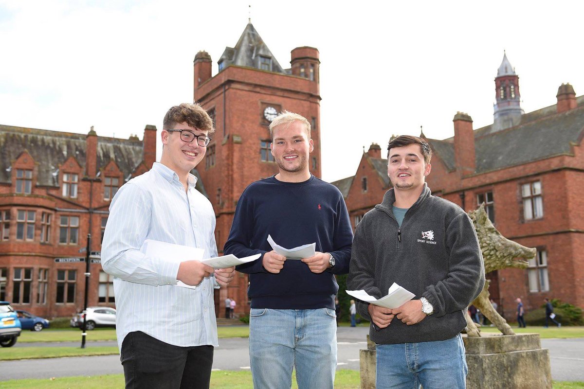 FULL STORY: bit.ly/2PezjGM “Supporting diversity is key to future proofing our students. We must prepare them for many different pathways - not just the traditional ones.” Robert Robinson, MBE, Headmaster of Campbell College Belfast. #alevelresultsday2018