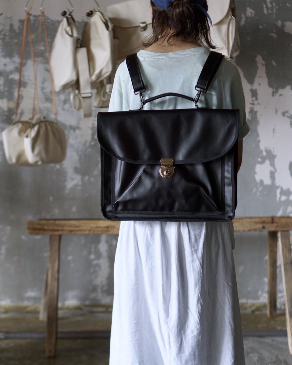 KENTO HASHIGUCHIのカバン
当店でのご注文受付は１９日日曜日までです！どうぞよろしくお願いいたします。