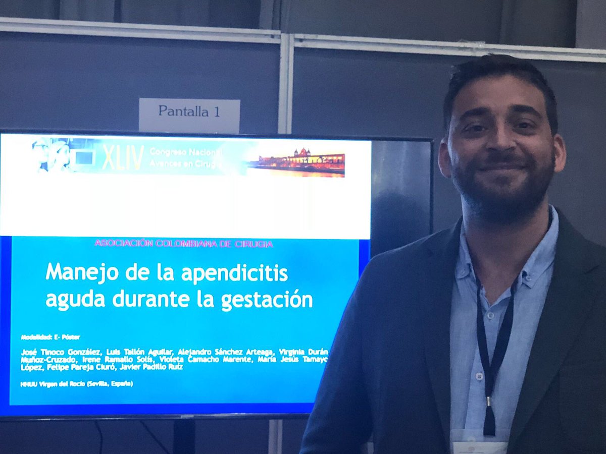 tinoko243's tweet photo. @Panamtrauma #CNAC2018 @ascolcirugia #emergencysurgery @HospitalUVRocio Defendiendo el abordaje minimamente invasivo en cualquier trimestre del embarazo https://t.co/H5mJ0lr4D4 https://t.co/PyCpaYwphI