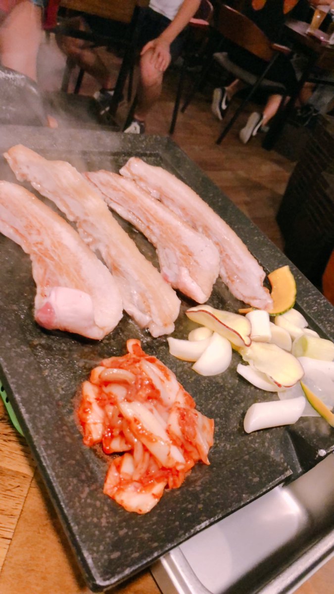 jaebum01060402's tweet photo. いやー楽しかったね💓
もう新大久保は満足満足🤗
買い物付き合ってくれてありがと😢
どんなに食べてても飲んでても話は止まらんなあ笑いも止まらん
はよライブも韓国もディズニーも行きたい！！！！

次回@IGOT7_boochan と韓国行く準備するの巻 https://t.co/AkvT90yFZr