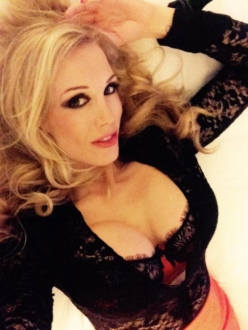 @more_milf full time fucking legend walking talking fantasy dream woman https://t.co/5vZ6bl3ONM<a class="tags" href="/tag/more_milf">@more_milf</a><a href="/tag/bbc"class="tags"><span>#bbc</span></a><a href="/tag/cuckold"class="tags"><span>#cuckold</span></a>