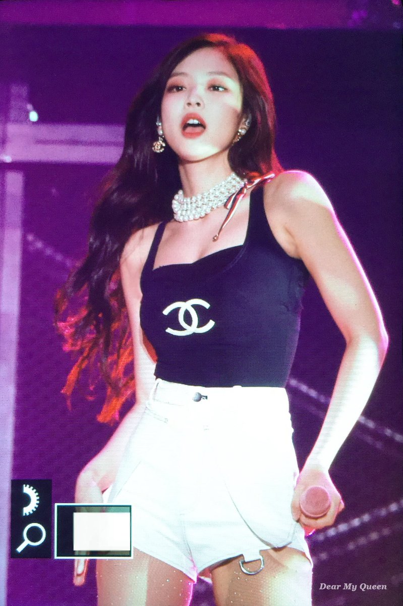 kimjennie116's tweet photo. 180816 Fukuoka #블랙핑크 #제니 #BLACKPINK #JENNIE ✨✨ https://t.co/BqU5IxLDL6
