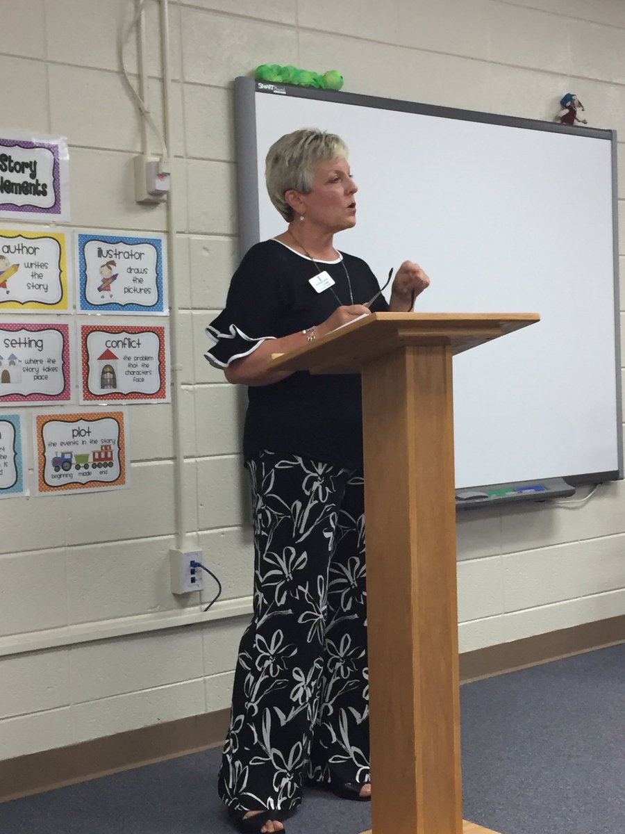 JennLWhitaker's tweet photo. Great feedback from @ocpslittlechief staff on the strategies shared by @AmasonCj on how to thrive this school year. #personaldevelopment #buildingcathedrals https://t.co/0Kjby0fplb