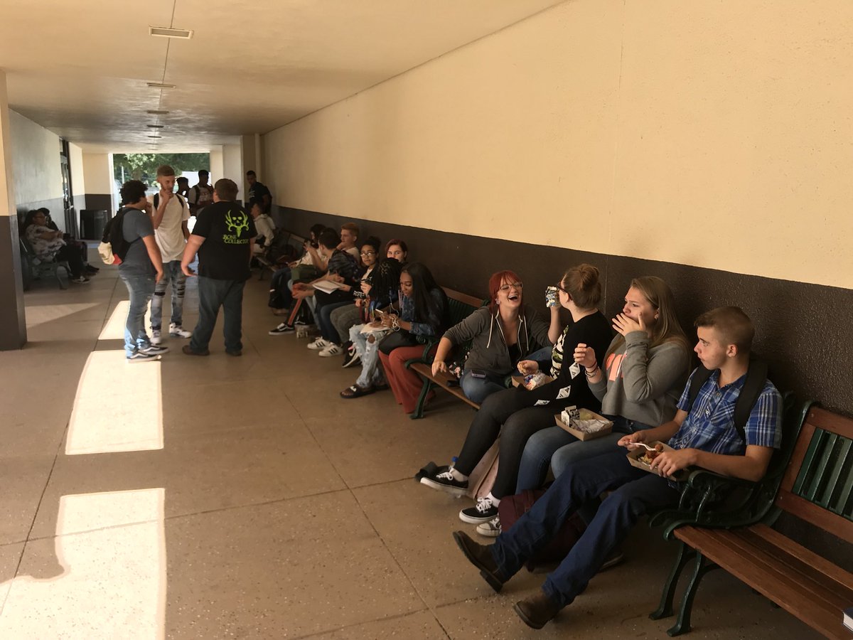 All lunch lines were cleared in under 12 minutes today, and there were plenty of places for students to sit. Way to go FNS team! #BulldogPRIDE