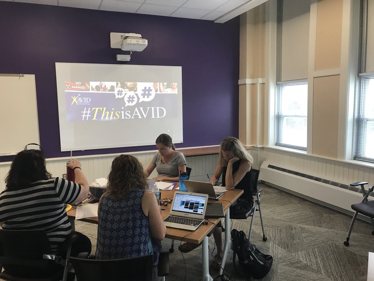 smbosch's tweet photo. Introducing new educators to #ThisisAVID with a quickwrite and collaboration. #EASDChat #1herd @AVID4College https://t.co/gLB0BT6ecs