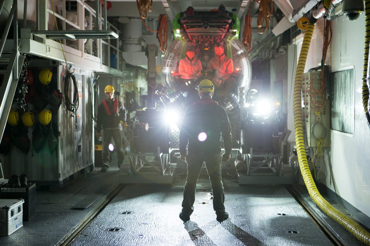 oceanx's tweet image. Time on missions is precious, with the success often hinging on uncontrollable events, like the weather. Here Dr. Edith Widder and #hughdmiller prep for a late-night dive, making the most of every opportunity to explore. #pushingboundries #oceanx