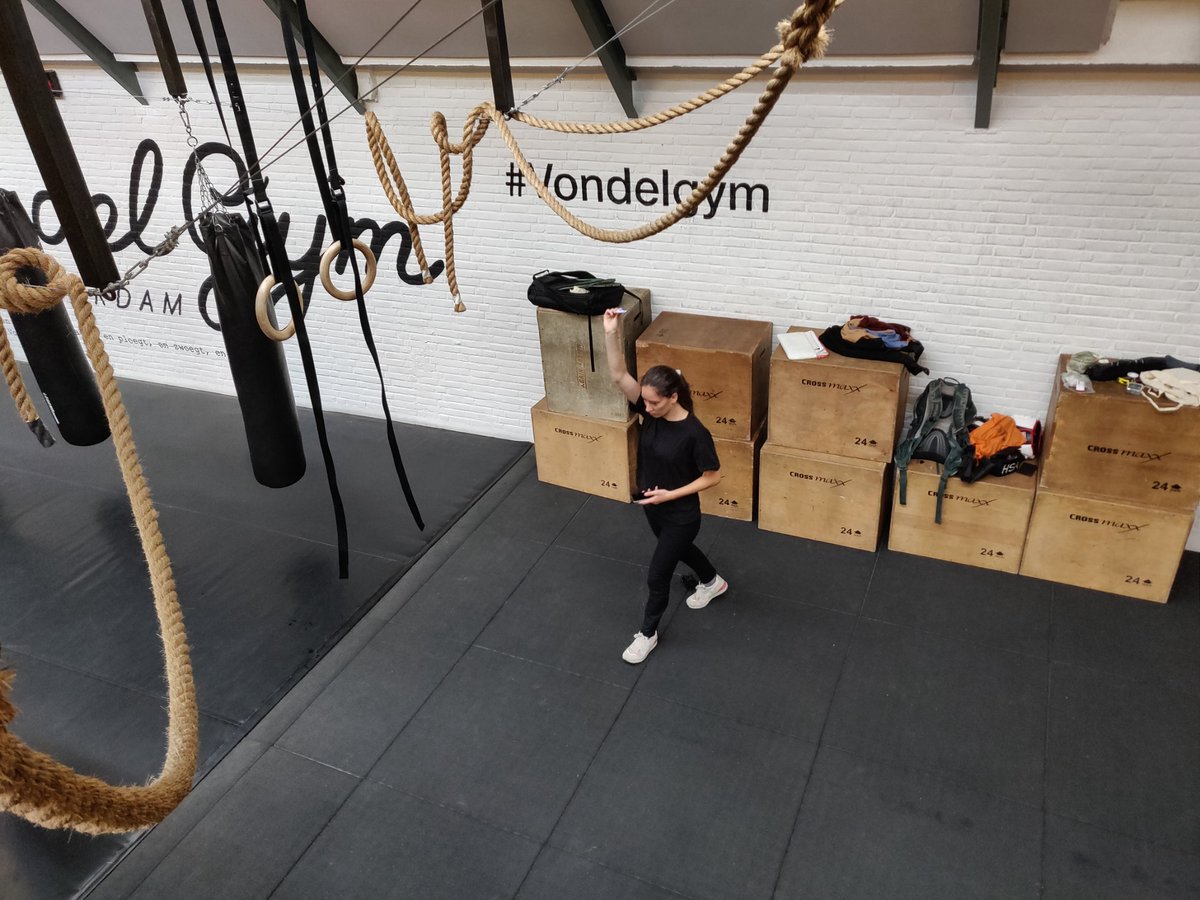 DominicOrth's tweet photo. Big cheers up to #Vondelgym supporting us to set up on location for a kickboxing sparring experiment with @VU_FBW and #amsterdamCombatLab https://t.co/r4pmk48hNa
