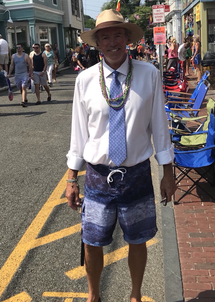 MalcolmBertram3's tweet photo. #CarnivalParade today #Provincetown!!! #MardiGras by the #Sea๐ค๐ผ๐๐ #LetTheGoodTimesRoll. @TlrWorldWidellc @geeanem @MikePoynton @ne_surfer1 @BrendaFlournoy1 @RannveigInga #FindingYourFlow https://t.co/vQ2dBitZEV