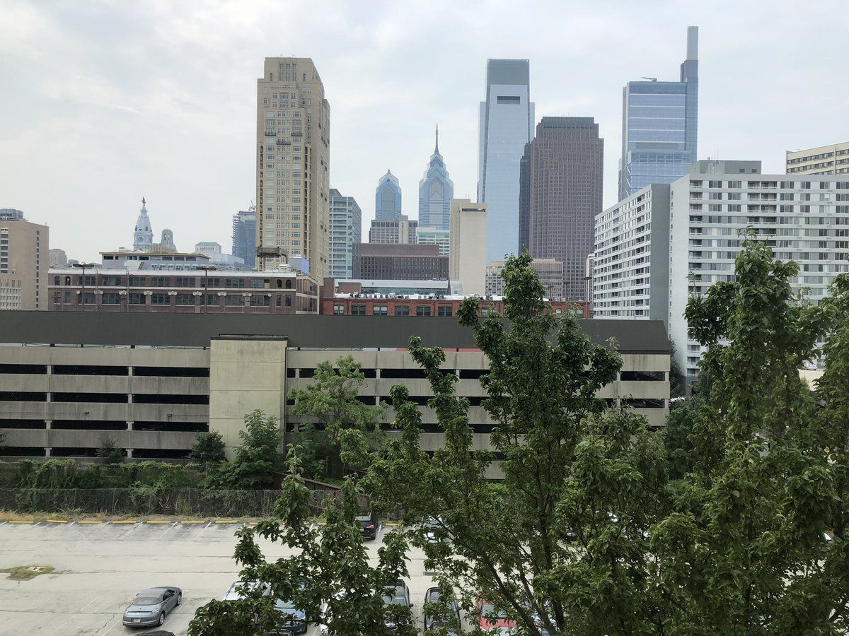 AbdalahakemK's tweet photo. City of Philadelphia 🤔🤔 #MYMOMENTS https://t.co/pfq4Dl5Wsz