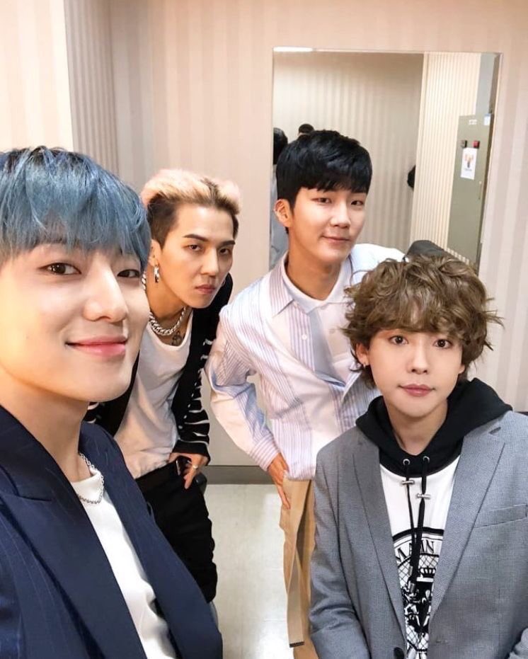 minoloops's tweet photo. #WINNER_4TH_BIRTHDAY https://t.co/gB1CZCQWQS