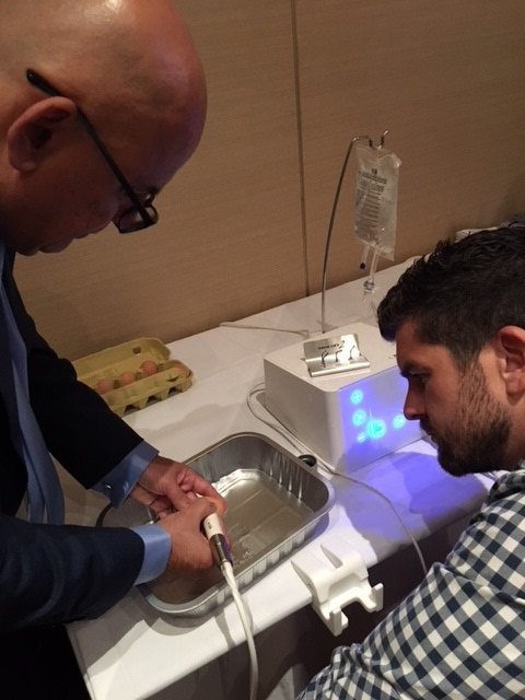 HenryScheinUK's tweet photo. Some great pics @ActeonUK @Kevin_ActeonUK @Harry_ActeonUK  in our Cardiff digital equipment office on how Piezotome extractions maximise bone preservation for immediate implant replacement. Watch a restoration in action https://t.co/IMjNTXXWeq #restoration #implants #dentistry https://t.co/RMMVICCNJD