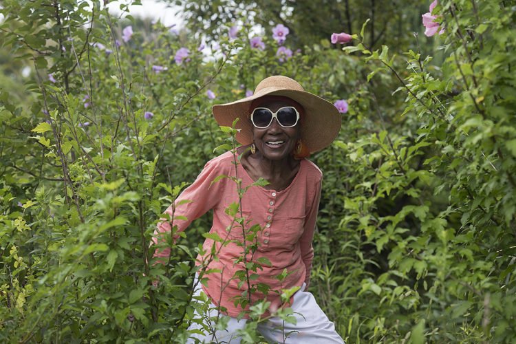 Read about how ‘You Can Make It Here’ in Homewood at 7800 Susquehanna Street in <a href="/NEXTpittsburgh/">NEXTpittsburgh</a>. Click to discover some of the people and places growing beautiful things in Homewood. nextpittsburgh.com/features/disco…