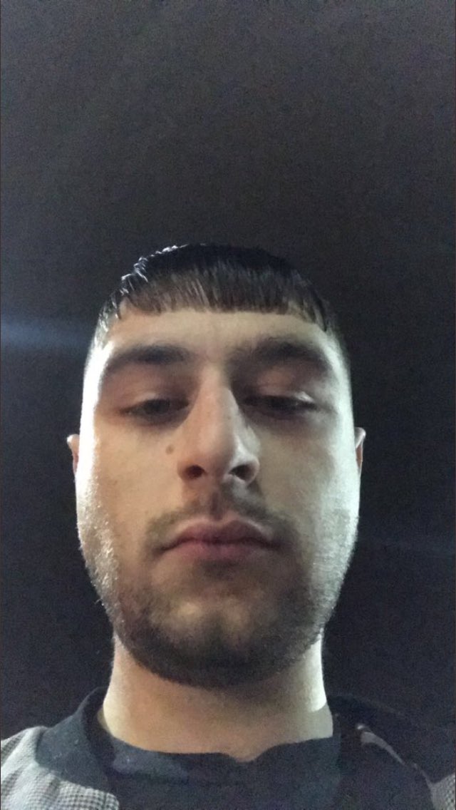 shitbarnets's tweet photo. Well.... https://t.co/2lNUvn9zjd
