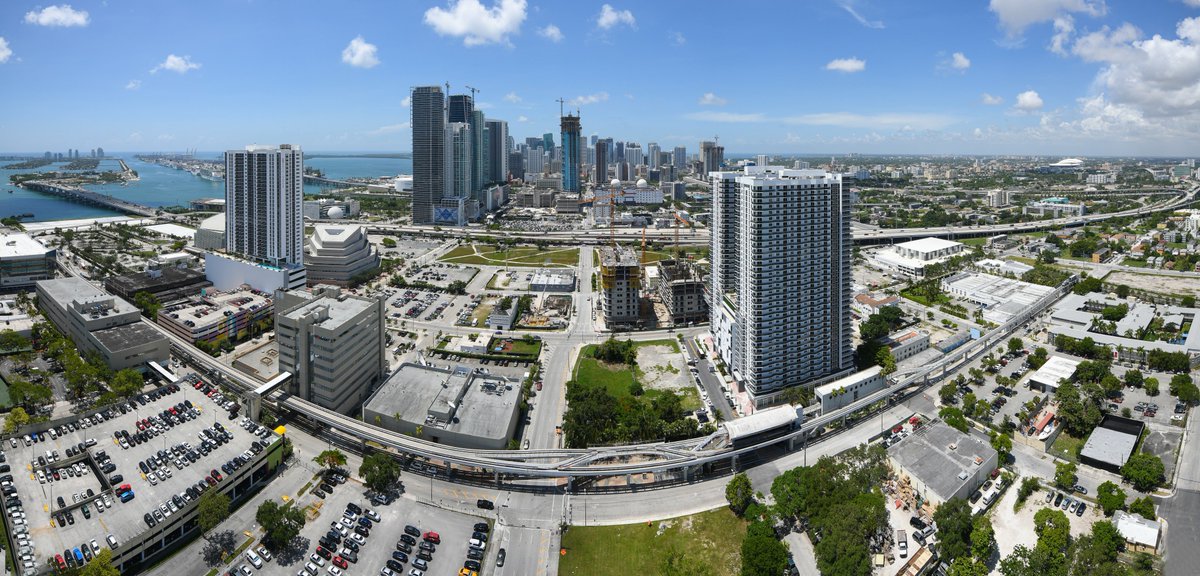 Canvas Miami (@canvasmiami) on Twitter photo The best Miami views are found at CANVAS🌞
canvascondos.com/attainable-lux…
📸: <a href="/GoldenDuskPhoto/">GoldenDuskPhoto</a> The best Miami views are found at CANVAS🌞
canvascondos.com/attainable-lux…
📸: <a href="/GoldenDuskPhoto/">GoldenDuskPhoto</a>