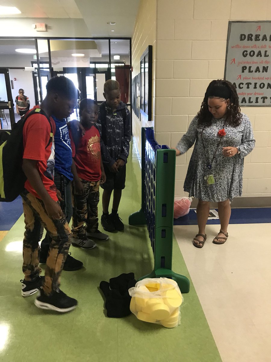KRQuarles's tweet photo. What better way to get our brains working this morning than a game of giant #Connect4! I loved #engaging with my sweet babies this morning! #TCSLearns #BeAmazing #6thGradewithMsQ✨
• 
@WestlawnTCS @TCSBoardofEd @msquarlesclass @MikeDaria @ezigbo_ @tidecam @jlgsherrod @ESPNupe https://t.co/dswV9S60WH
