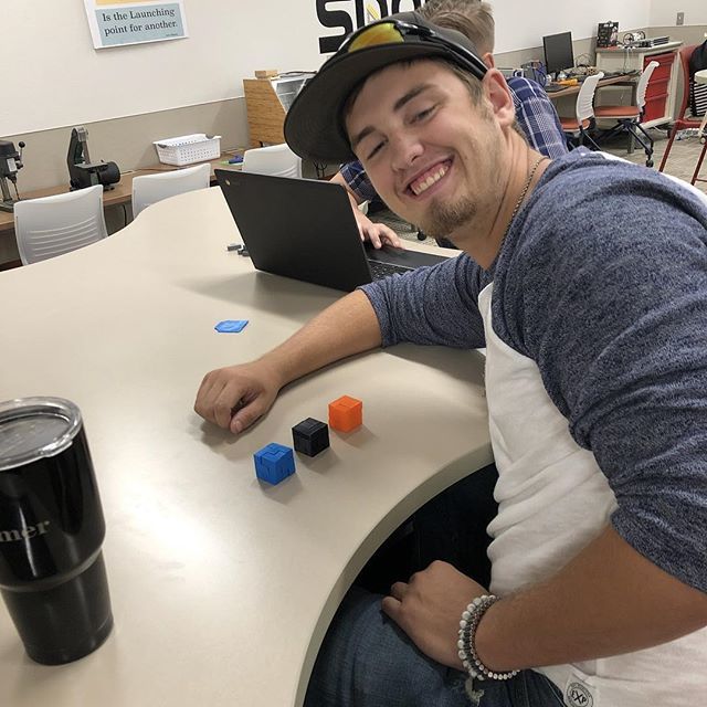 CVTechMakers's tweet photo. Solved all the puzzle cubes in an hour. Smart Maker. #cvtechmakers https://t.co/Hf4J5WpL1Q