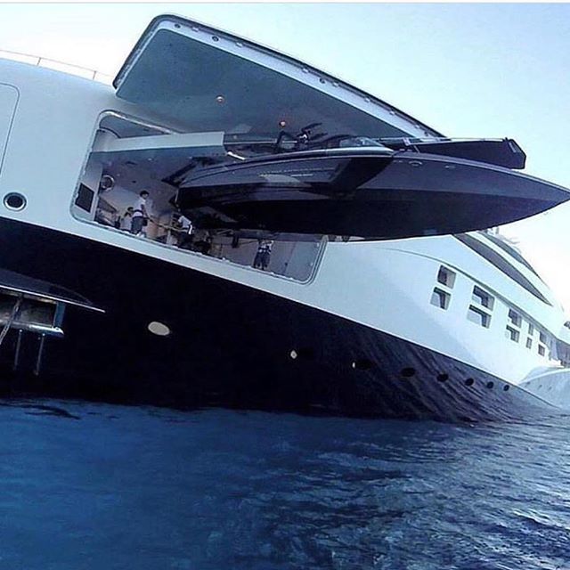sailside's tweet image. Tag a friend that would rent this beast 😁💰sailside.com
.
.
.
.

#sailing #sail #sailboat #sailinglife #friendship #sailside #yachting #yachtlife #megayacht .